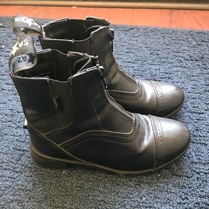 Saxon brand paddock boots- riding boots size 1 Like new